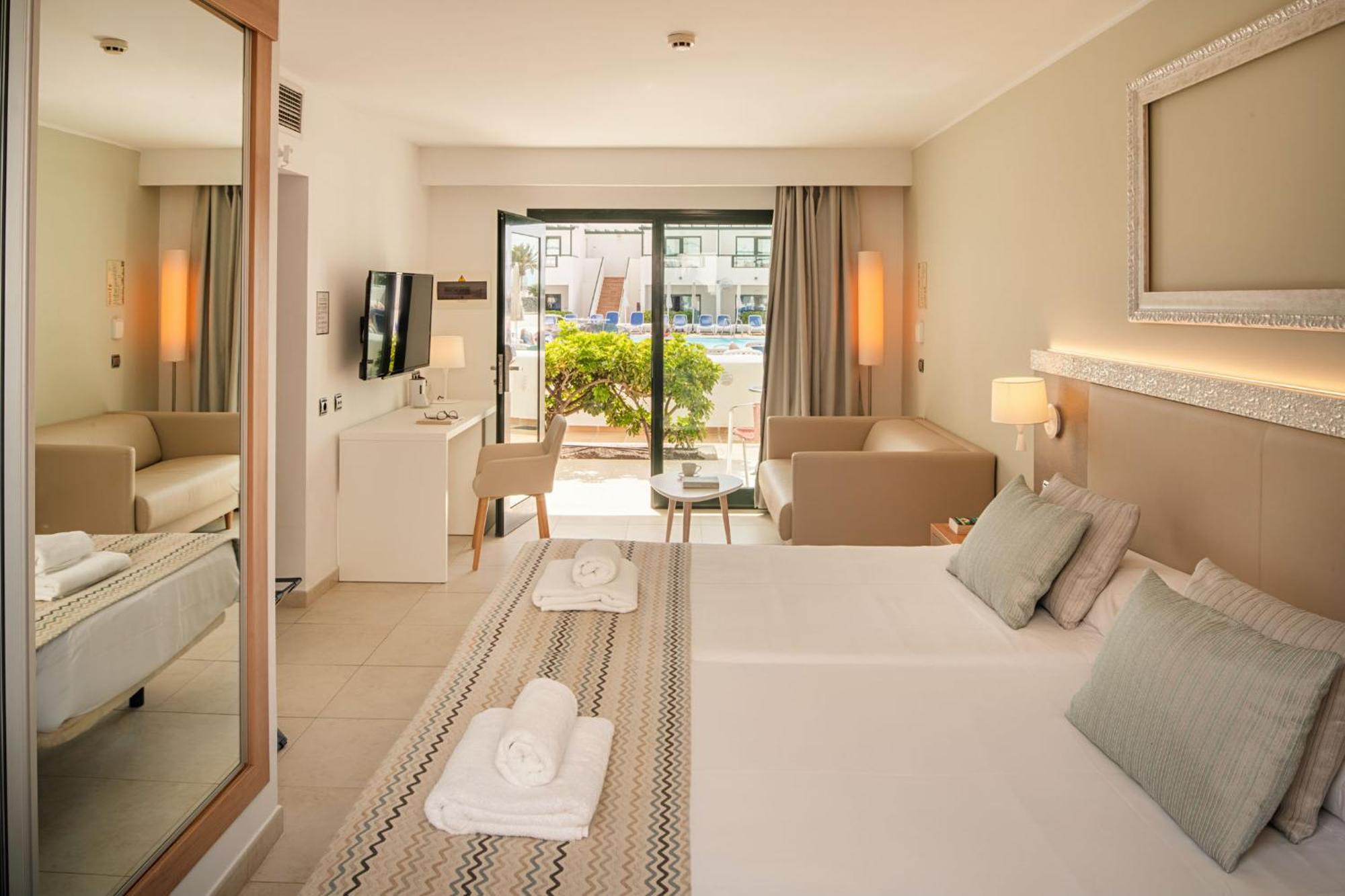Double Room Pool View